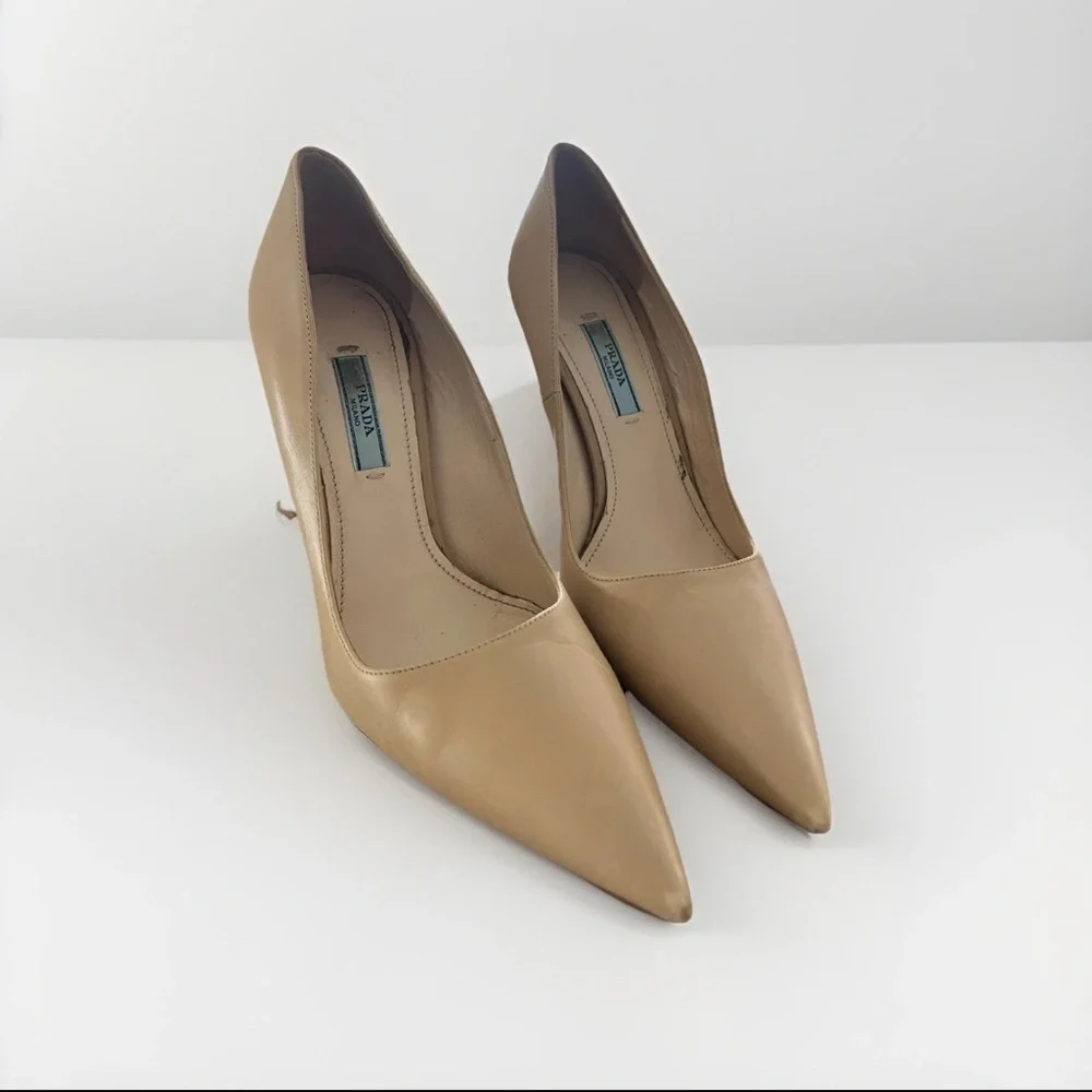 Prada Nude Leather Pointed Toe Pumps 38.5 - Picture 1 of 8